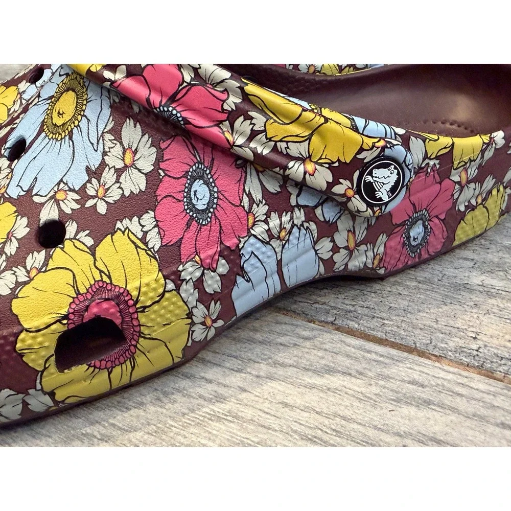 Crocs Retro Floral Clogs 13 Mens‎ Classic Shoes 208954 Slip Ons Mules NWOT